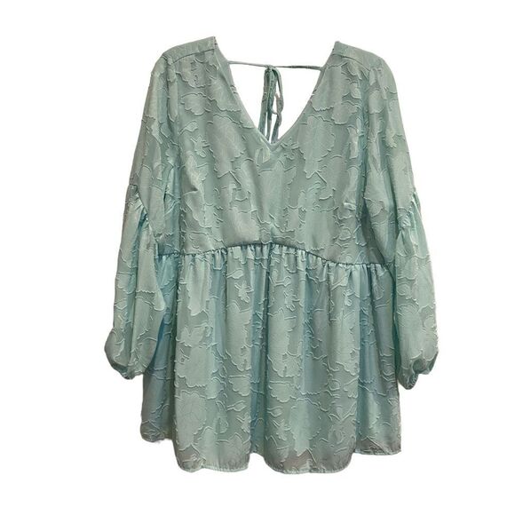 Lane Bryant Tops - Lane Bryant long sleeve boho tunic style top w/tonal texture & v-neck NWOT